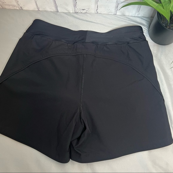 Lands End Dri Fit Black Shorts Sze. 4 - Picture 3 of 8